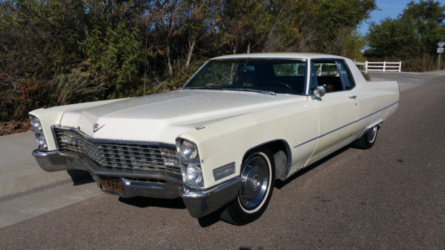1967 Cadillac Calais Base Hardtop 2-Door - photo 2