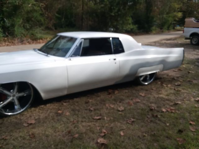 1967 Cadillac DeVille ALLIGATOR - photo 2