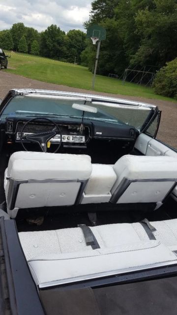 1967 Cadillac DeVille Convertible - photo 2