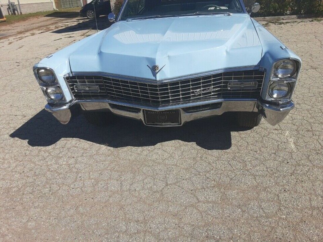 1967 Cadillac DeVille Convertible - photo 2