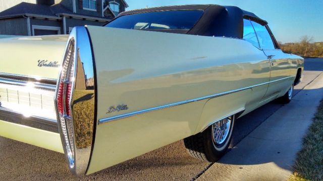 1967 Cadillac DeVille Convertible - photo 10