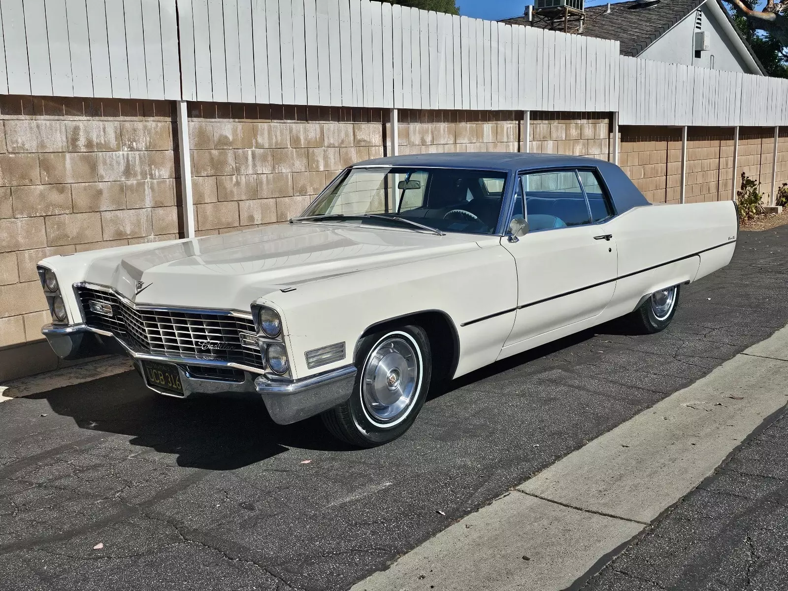 1967 Cadillac DeVille - photo 2