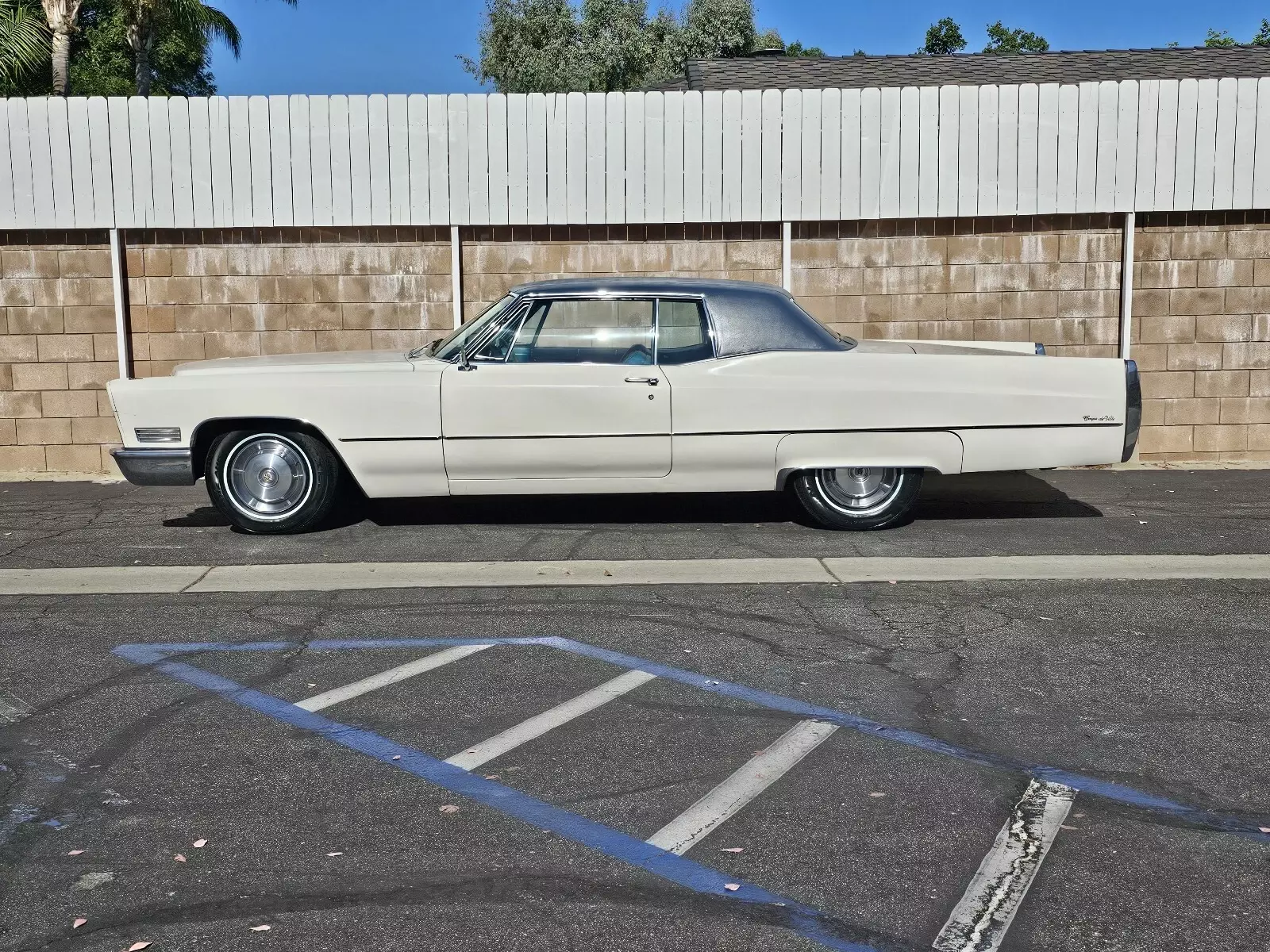 1967 Cadillac DeVille - photo 3