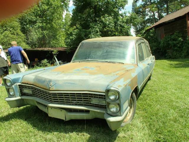 1967 Cadillac Fleetwood Hearse - photo 2