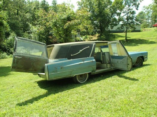 1967 Cadillac Fleetwood Hearse - photo 7