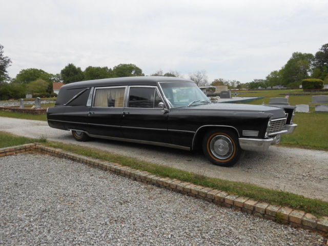 1967 Cadillac Fleetwood Base Limousine 4-Door - photo 3