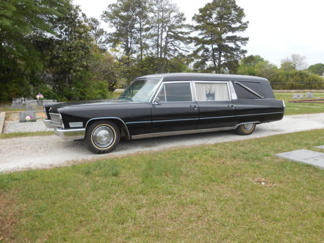 1967 Cadillac Fleetwood Base Limousine 4-Door - photo 5