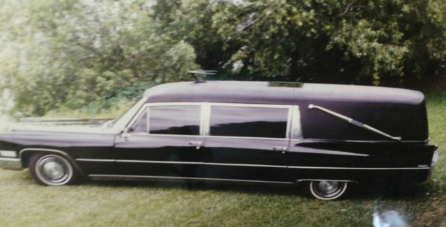 1967 Cadillac Fleetwood M&M Hearse - photo 10