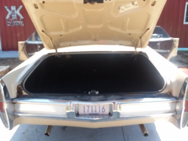 1967 Cadillac DeVille Sedan - photo 5