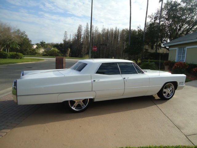 1967 Cadillac DeVille WHITE - photo 9