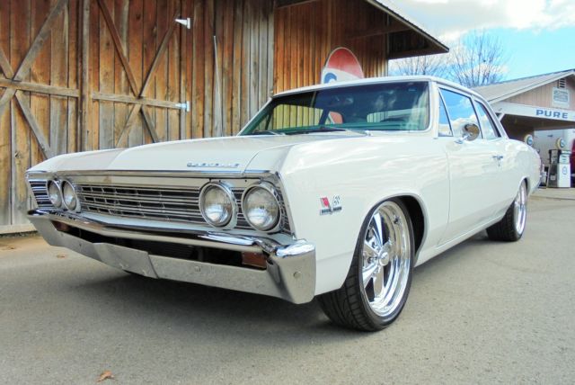 1967 Chevrolet Chevelle 300 Deluxe Sedan 2-Door - photo 8