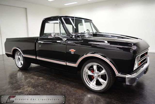1967 Chevrolet C-10 Custom Cab SWB Pickup 1967 Chevrolet C-10