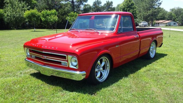1967 CHEVROLET C-10 LS1 FUEL INJECTED ** SIGNED - RYAN EVANS FROM KOUNTS CUSTOMS 1967 Chevrolet C-10