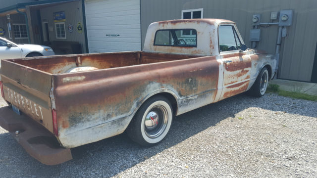 1967 Chevrolet C-10 - photo 2