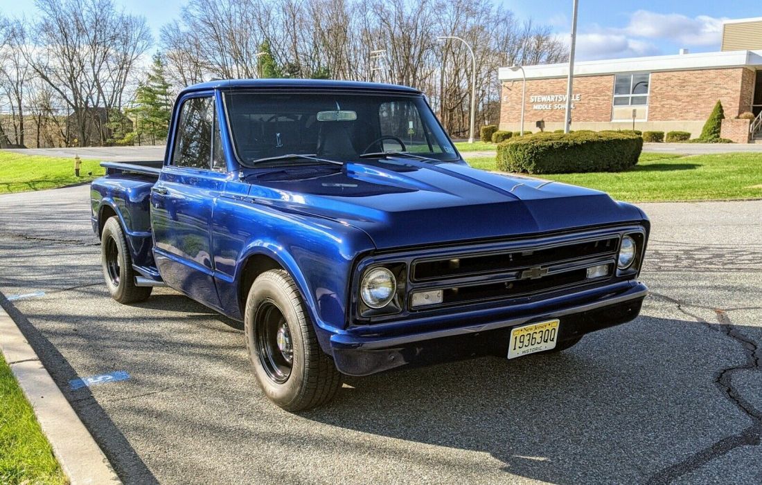 1967 Chevrolet C-10 shortbed stepside - photo 2