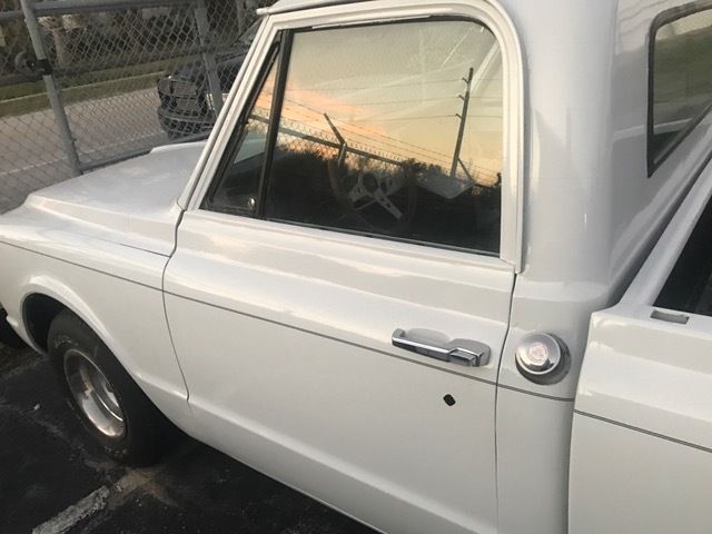 1967 Chevrolet C-10 short bed - photo 9