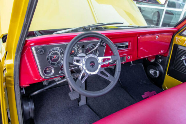 1967 Chevrolet C-10 C10 C-10 Short Bed Pick Up Truck - photo 2