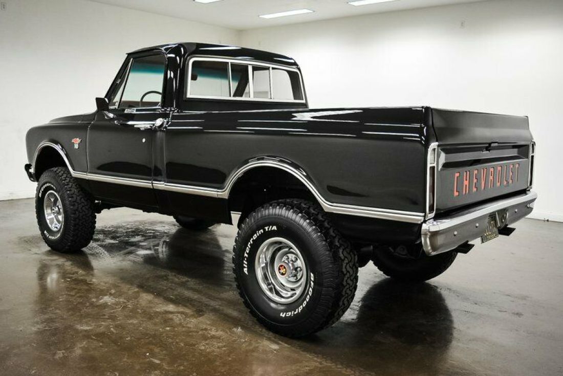 1967 Chevrolet C-10 CST CUSTOM 4X4 - photo 5