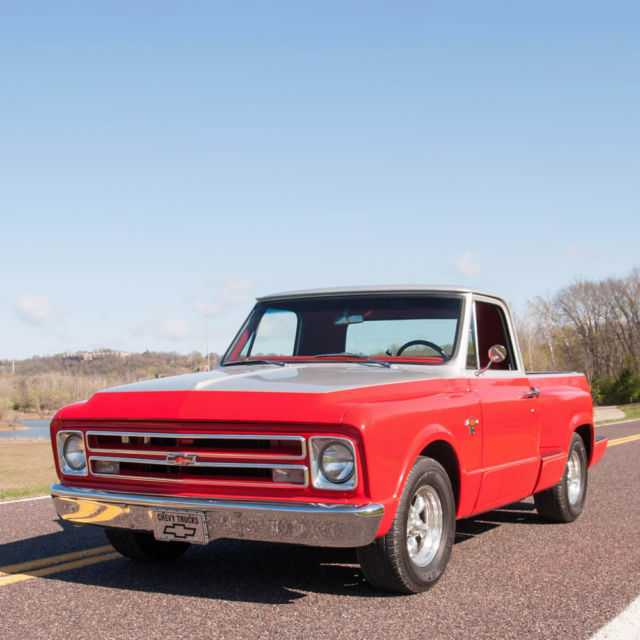 1967 Chevrolet C10 Custom Step Side Pickup, show truck award winner, LT1 350cid 1967 Chevrolet C-10 C-10 Custom