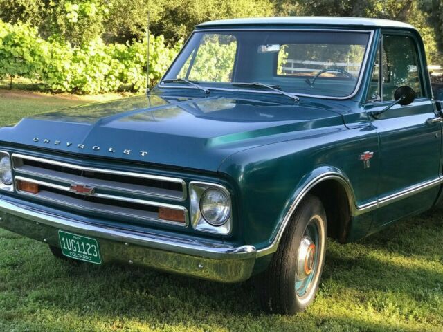 1967 Chevrolet C-10 Custom model package