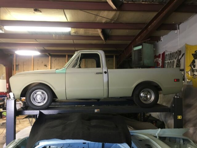 1967 Chevrolet C-10 Truck - photo 2
