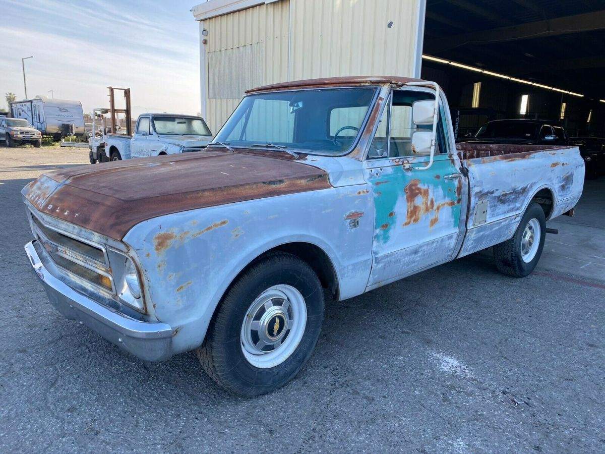 1967 Chevrolet C/K Pickup 2500 CST