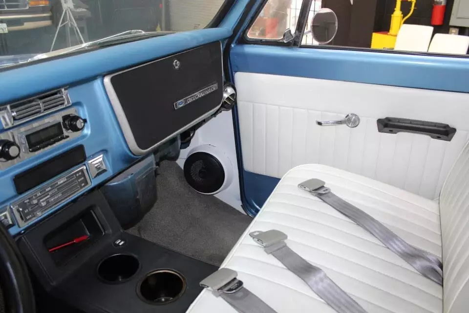 1967 Chevrolet C20 - photo 12
