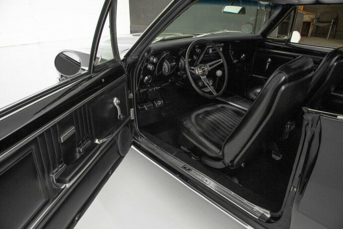 1967 Chevrolet Camaro 396 PS PB AC 12-Bolt 4-Spd - photo 9