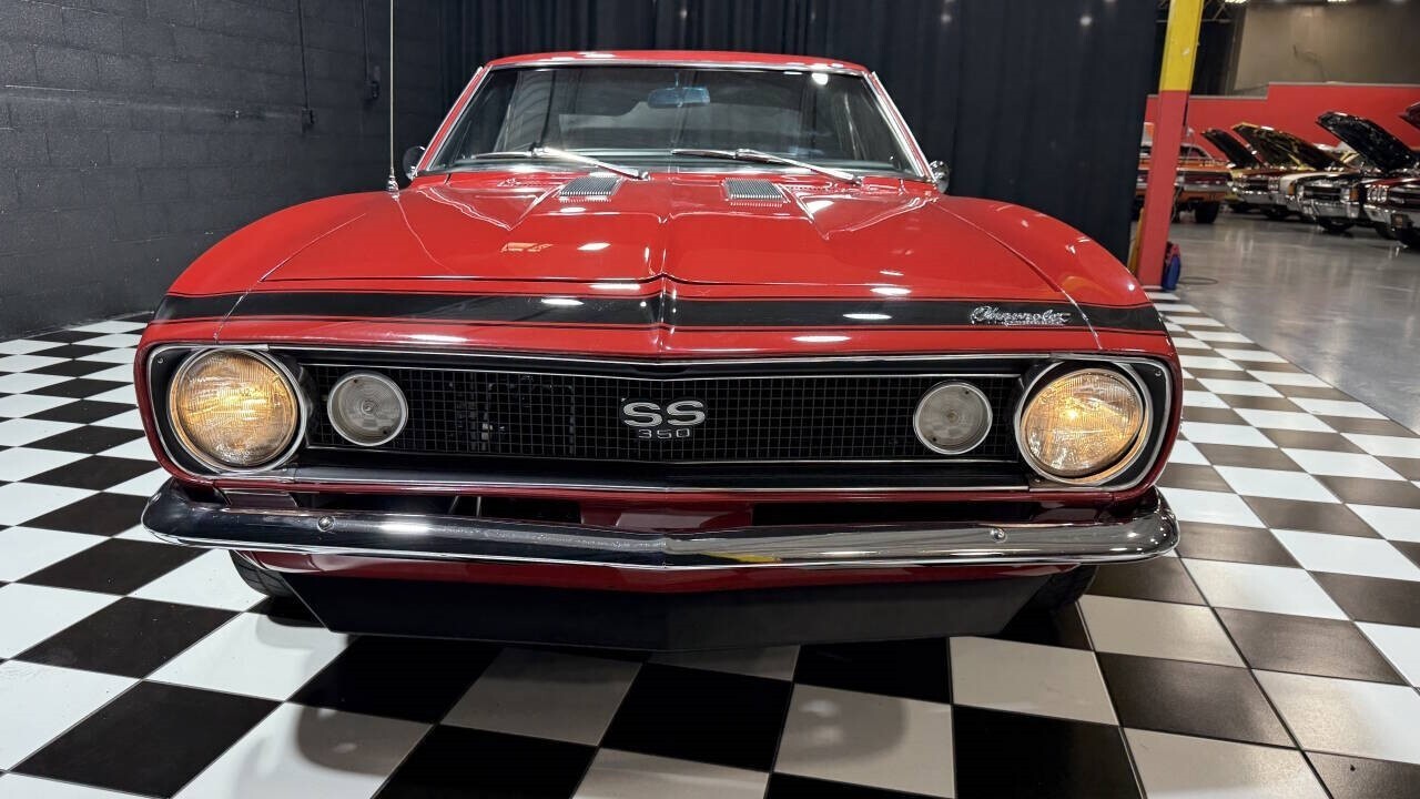 1967 Chevrolet Camaro 502cid CRATE ENGINE OVERDRIVE 700R4 WILWOOD AC - photo 13