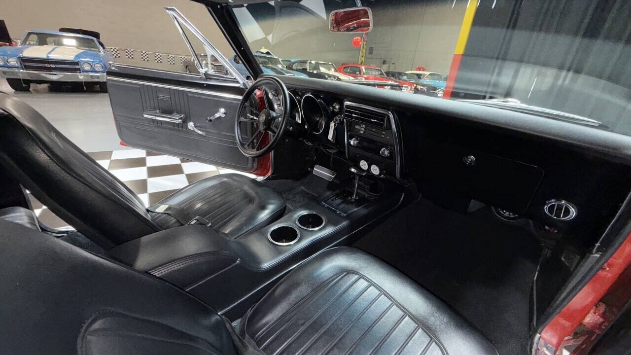 1967 Chevrolet Camaro 502cid CRATE ENGINE OVERDRIVE 700R4 WILWOOD AC - photo 4