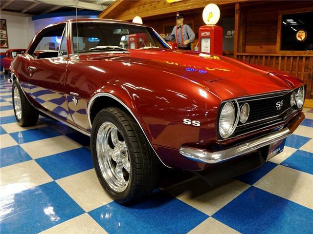 1967 Chevrolet Camaro SS Badges / V8 / 4 speed / Custom Metallic Paint - photo 10