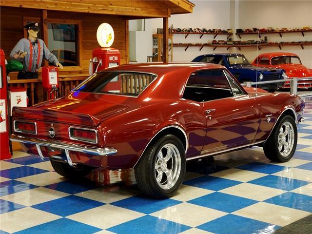 1967 Chevrolet Camaro SS Badges / V8 / 4 speed / Custom Metallic Paint - photo 9