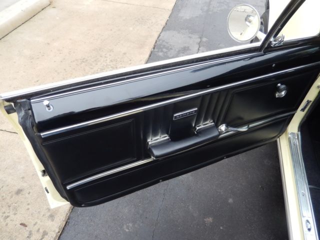 1967 Chevrolet Camaro Buckets with console - photo 12
