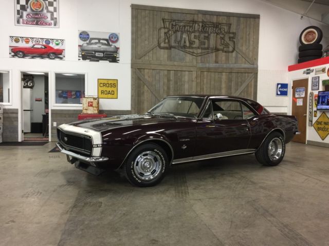 1967 Chevrolet Camaro RS/SS 4-Speed **Factory Royal Plum on Parchment Interior** 1967 Chevrolet Camaro RS/SS 4-Speed