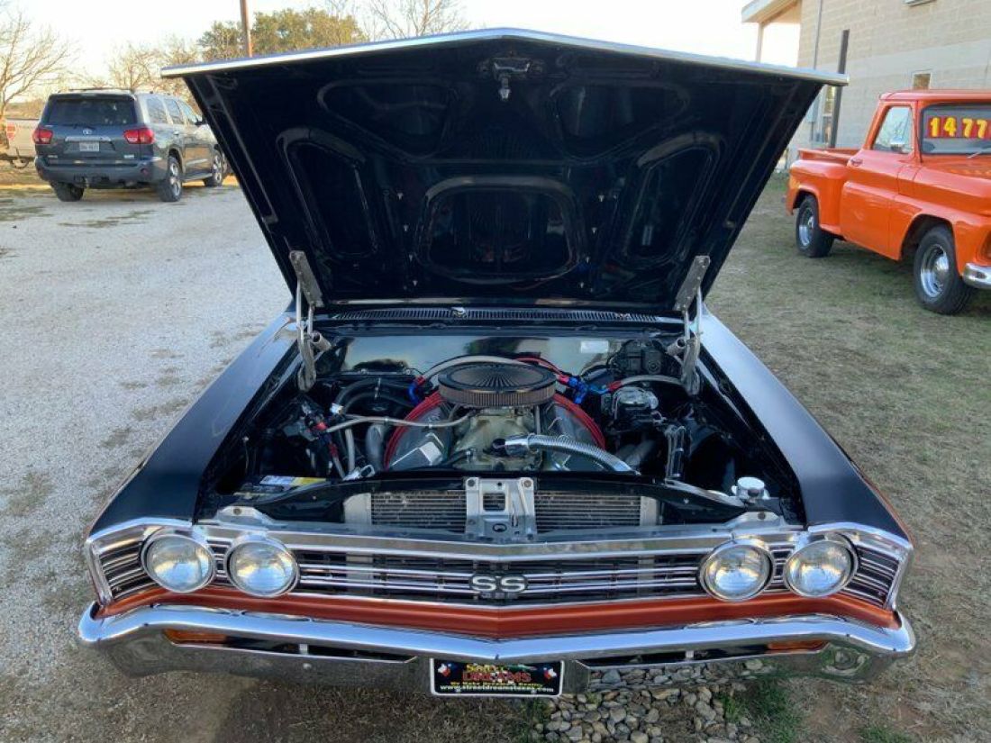 1967 Chevrolet Chevelle RESTOMOD 700 HP 5 SPD HYDRA BOOST BRAKES AWESOME D - photo 10