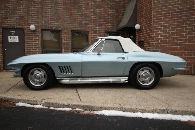 1967 Chevrolet Corvette - 327 350HP - 4spd - photo 2