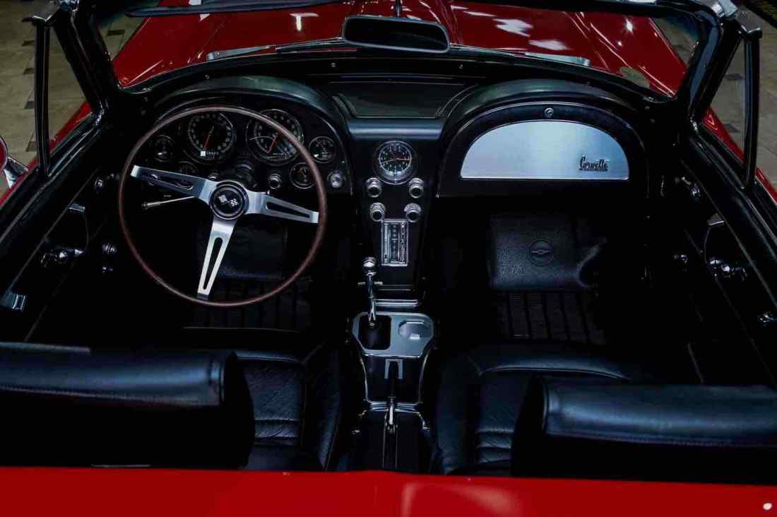 1967 Chevrolet Corvette 327 - photo 7