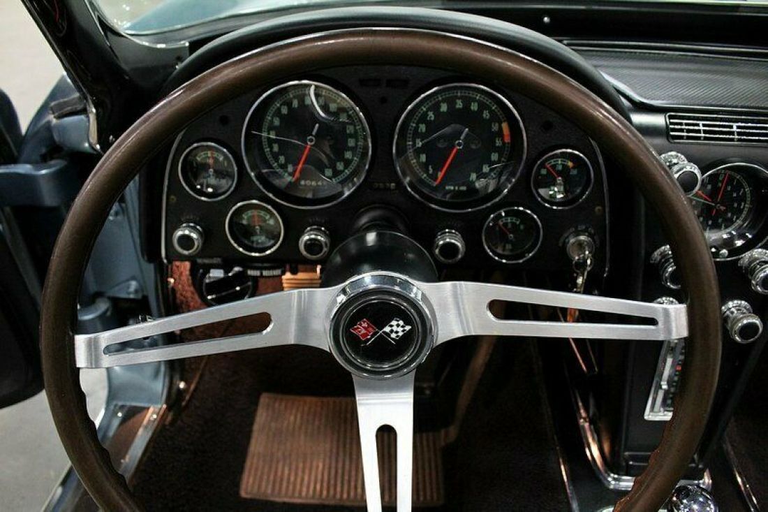 1967 Chevrolet Corvette - photo 12