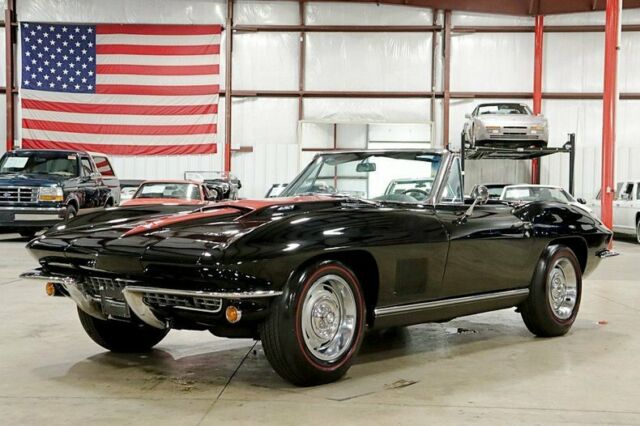 1967 Chevrolet Corvette 427 Convertible 5595 Miles Black Convertible 427ci V8 4- 1967 Chevrolet Corvette 427 Convertible