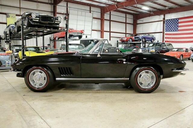 1967 Chevrolet Corvette 427 Convertible - photo 2