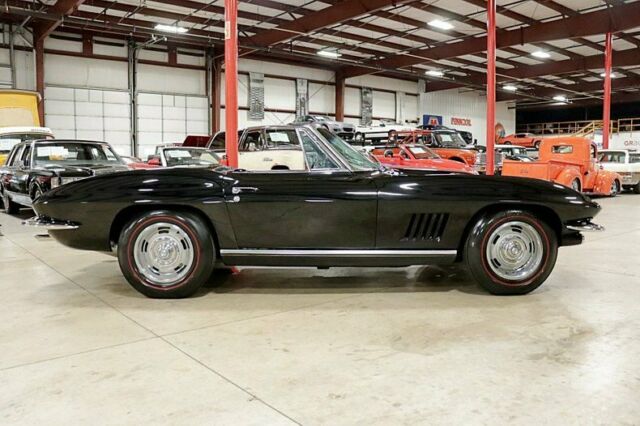 1967 Chevrolet Corvette 427 Convertible - photo 6