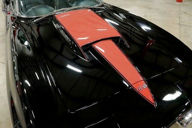 1967 Chevrolet Corvette 427 Convertible - photo 9