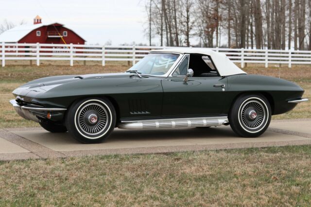 1967 Chevrolet Corvette 427 - Goodwood Green 1967 Chevrolet Corvette 427