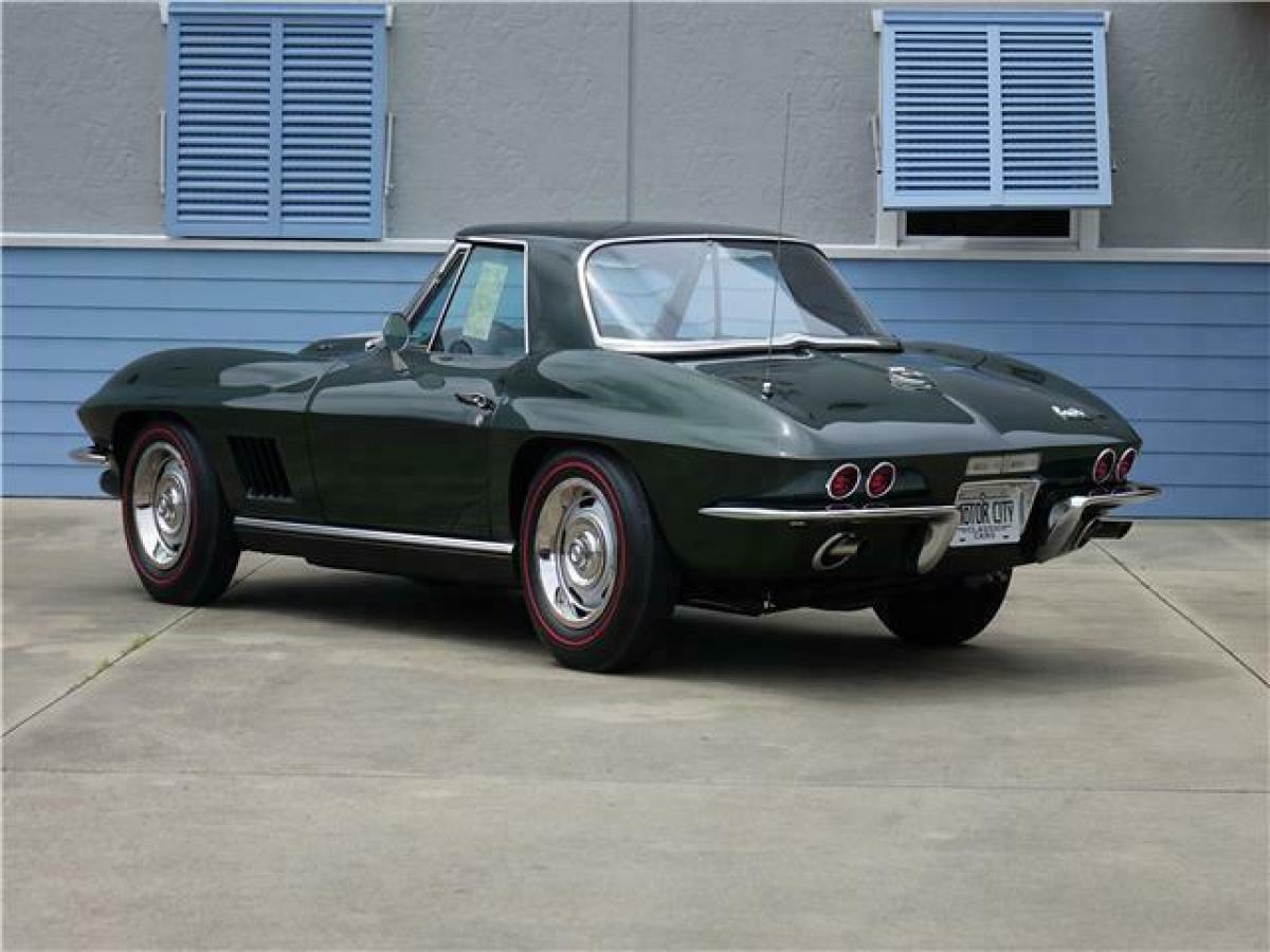 1963 Chevrolet Corvette - photo 12