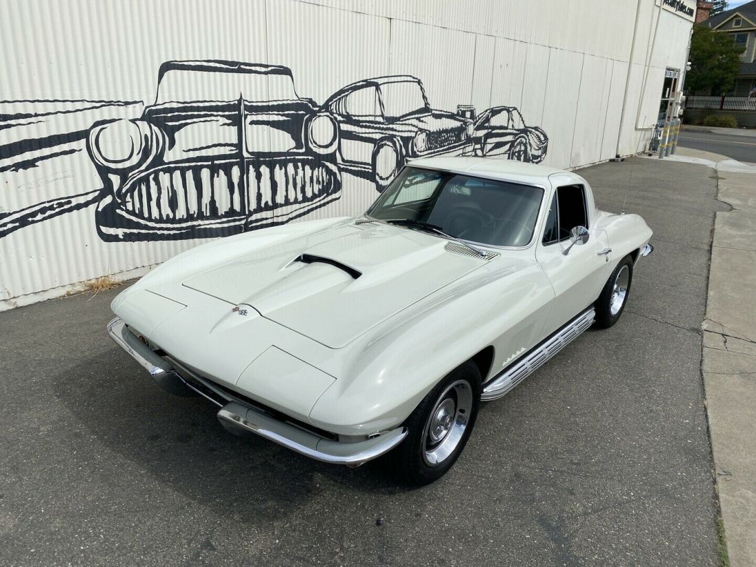 1967 Chevrolet Corvette - photo 2