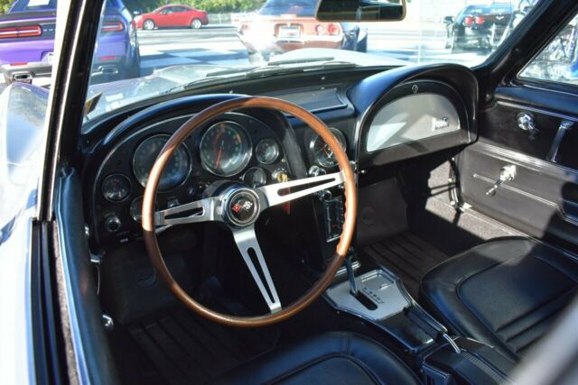 1967 Chevrolet Corvette - photo 2