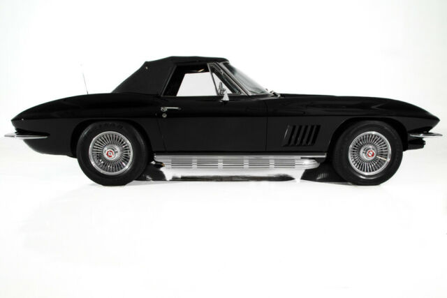 1967 Chevrolet Corvette Black 427/435 2 tops - photo 3