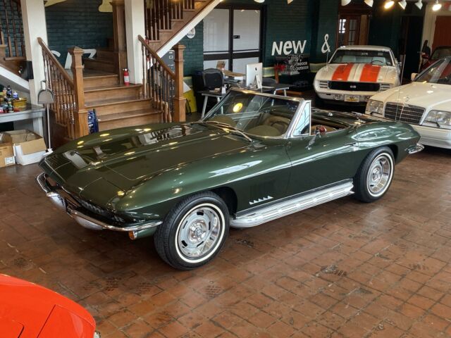 1967 Chevrolet Corvette -- - photo 2