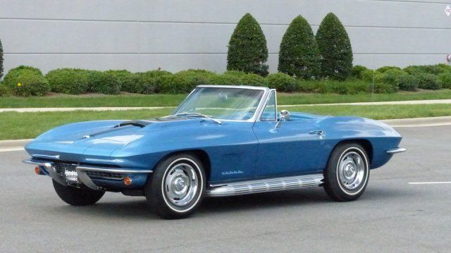 1967 Chevrolet Corvette Convertible - photo 9