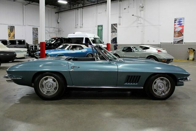 1967 Chevrolet Corvette Convertible - photo 6